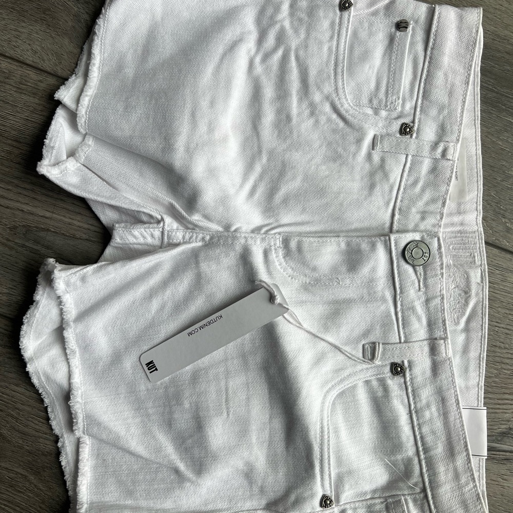Kut from the Kloth Women's White Denim Shorts NWT